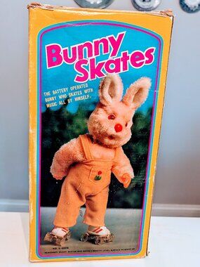 VTG 1985 Bunny Skates Pink Roller Skates Toy Music Works 14" Retro Plush 80s